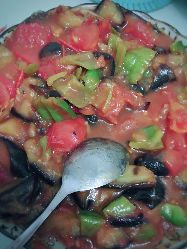 西红柿炒茄子的做法