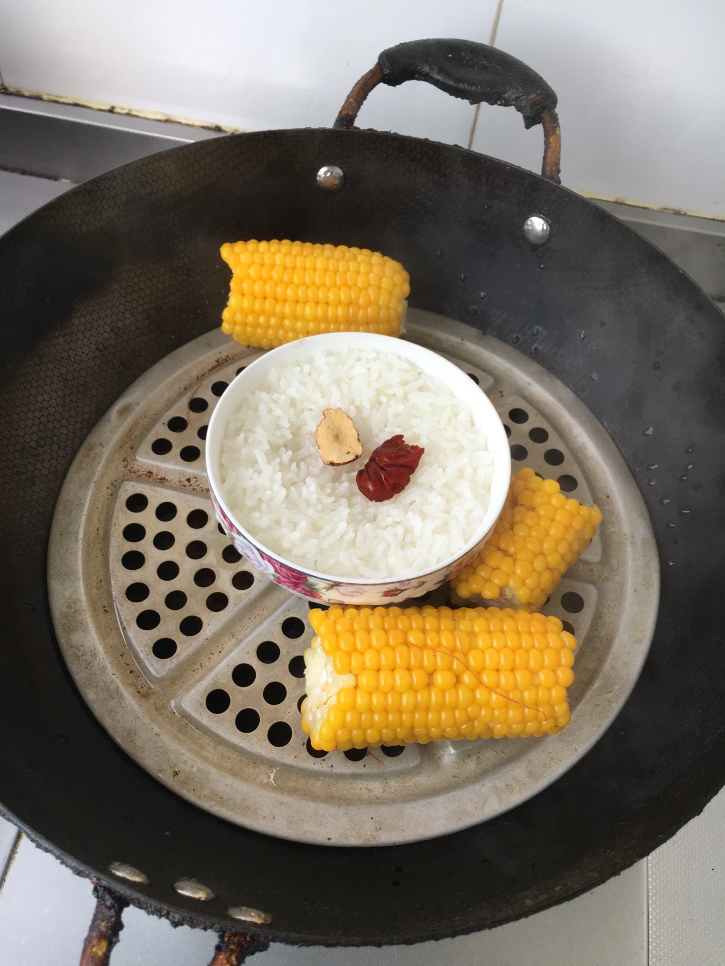 如何蒸米饭: 9 步骤（包含图片）