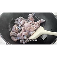 又一米饭杀手来咯——子姜双椒牛蛙的做法图解4