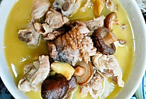 香菇板栗炖鸡汤的做法