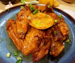 宝宝爱吃的蒜香柠檬汁汁嫩鸡翅开胃酸咸香的味道的做法