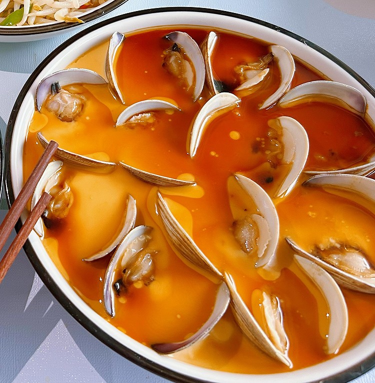 鲜嫩蛤蜊蒸蛋～的做法