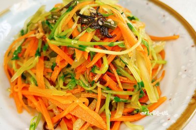 葱油拌三丝，自制葱油打败夏日没胃口！