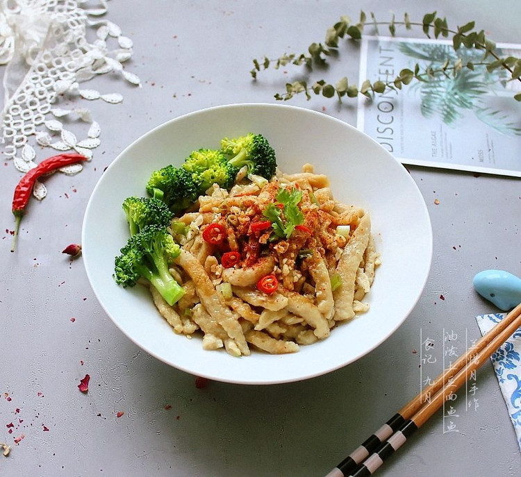 油泼土豆面鱼鱼——山西面食“剔尖”改良版的做法