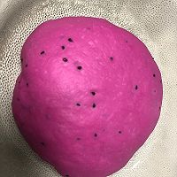 火龙果麻薯软欧包的做法图解8