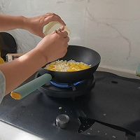 #龙年好运来 乐享豪吉味#鸡蛋炒面的做法图解5