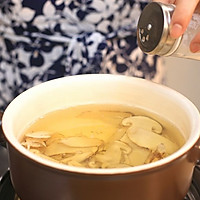 松茸清汤—迷迭香的做法图解5