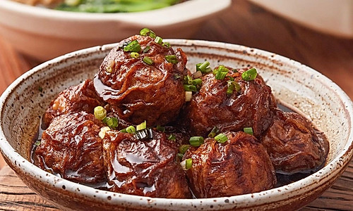 【油面筋塞肉】大上海才有的大肉丸，特别不一般！的做法