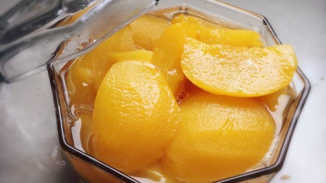黄桃罐头的做法