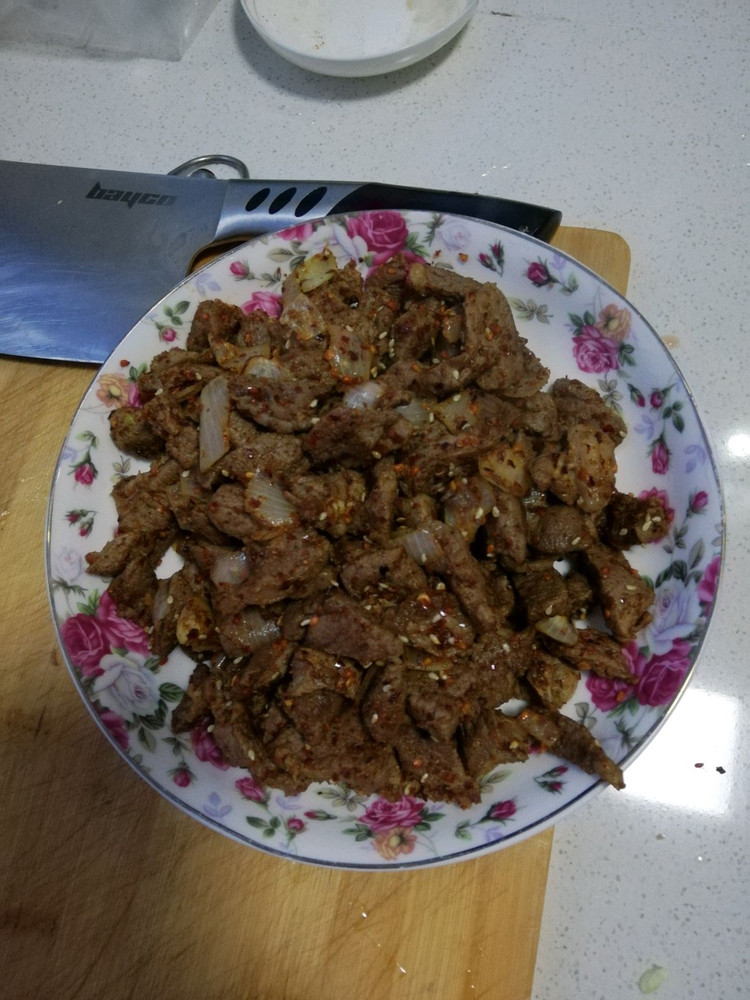 新疆美食-炒烤肉的做法