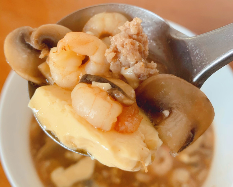 减脂期——虾仁豆腐蘑菇汤（低碳高蛋白）的做法