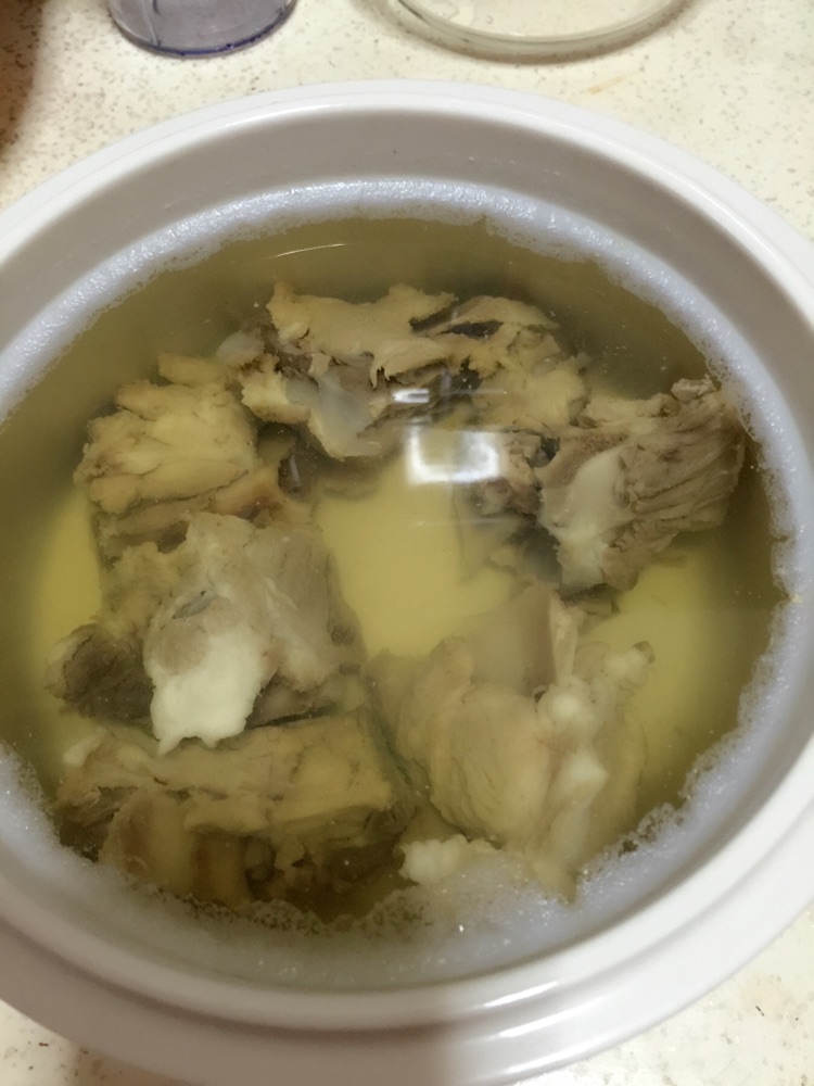 川味腊肠 电饭煲饭的做法图解1