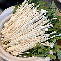 蒜香黄油鲜虾锅物#奶香四溢 暖锅佳味#的做法图解6