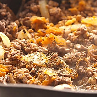 肉酱面这样做，口口都是满足感！的做法图解3