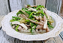 鲜美淋漓尽致：香干肉丝水芹菜