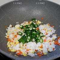 橄榄秋葵蛋炒饭的做法图解6