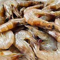 丰富餐桌味～茄汁大虾的做法图解1