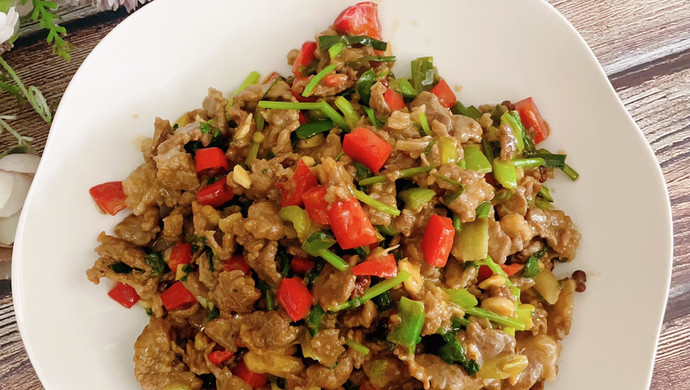 小炒黄牛肉