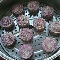 豆沙馅水晶紫薯饼——健康美味蒸出来的做法图解6