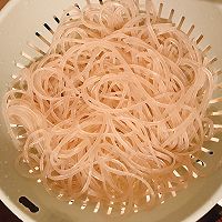 猪肉白菜炖粉条的做法图解7