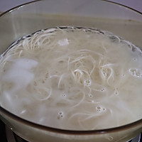 简单快手|鲜香爽口的韭菜鸡蛋打卤面的做法图解5