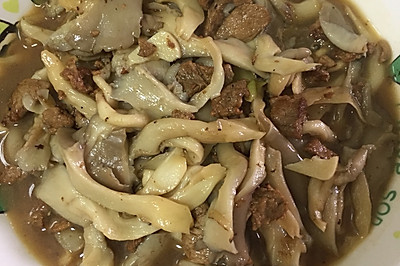 平菇炒肉