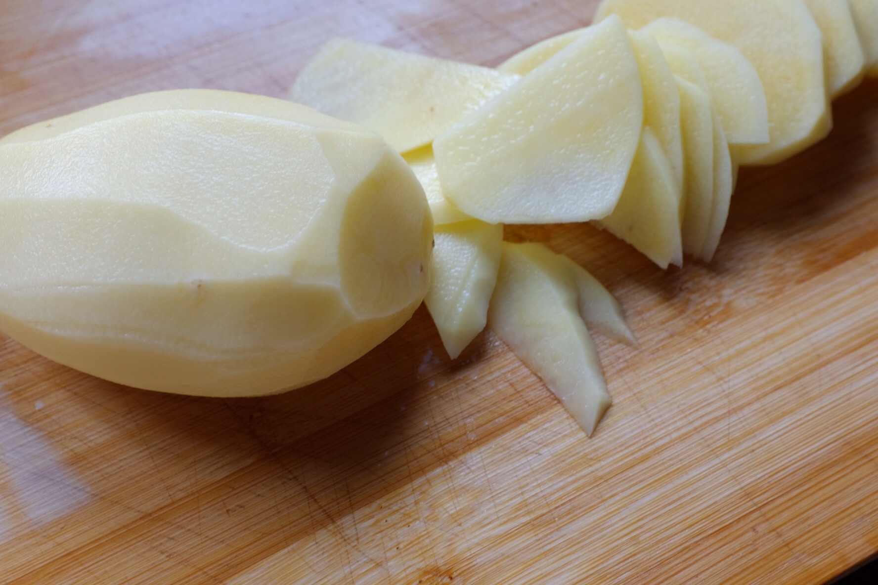 咖喱土豆怎么做_咖喱土豆的做法_蓝纹乳酪_豆果美食
