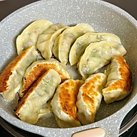 白菜香菇素饺子做法的做法图解10