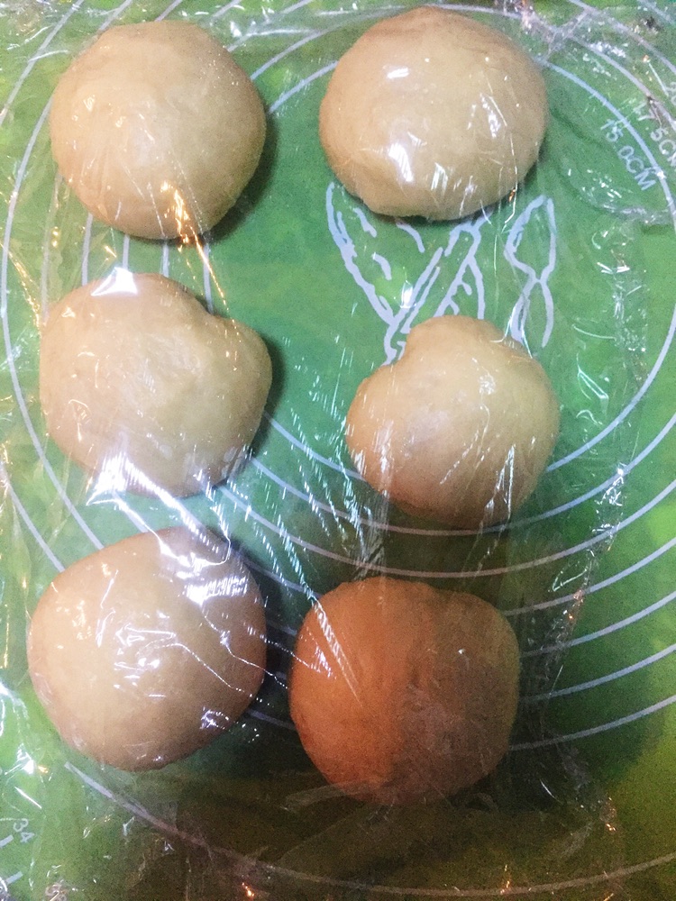 豆沙卷面包的做法图解11