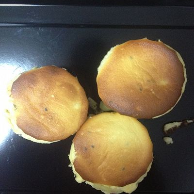 酸奶芝麻蛋糕