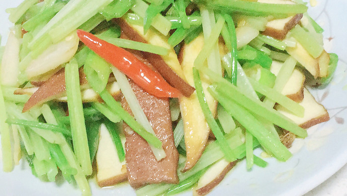 芹菜炒豆干