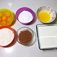 缤纷巧克力千层蛋糕的做法图解1