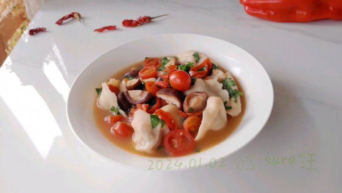 酸香茄菇烫肉饺