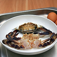 海蟹蒸蛋#方太蒸爱行动#的做法图解1