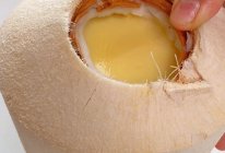 芒椰子奶冻，椰子的原汁原味搭配果香奶香，口感丝滑细腻~的做法