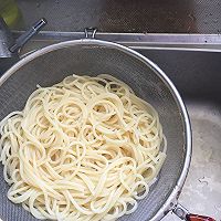 番茄金枪鱼意面的做法图解3