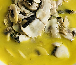 #餐桌上的春日限定#黑鱼蘑菇汤～营养美味一起来的做法