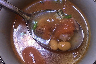 西红柿牛腩（牛肉）汤