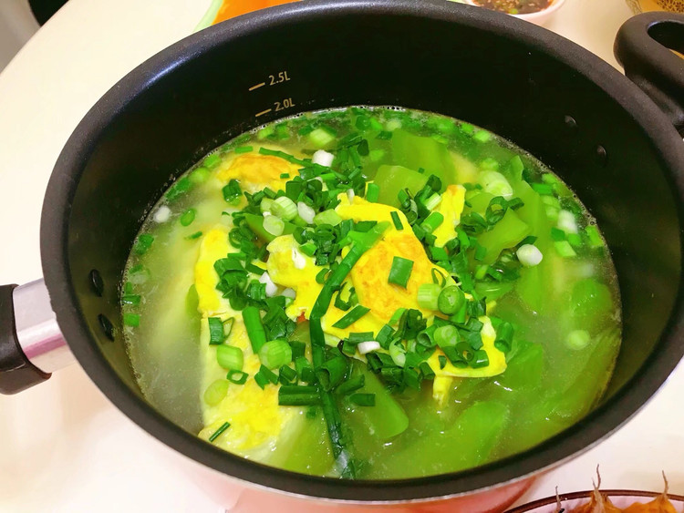 小清新莴笋蛋饺汤的做法