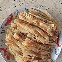 包菜炒饼的做法图解2