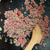 香辣牛肉酱的做法图解5