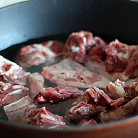 冬日暖胃羊肉汤的做法图解1
