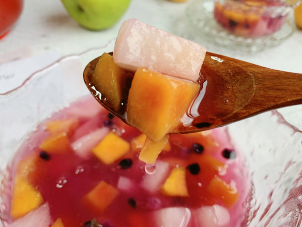 一碗不过瘾的甜蜜水果羹的做法_菜谱_豆果美食