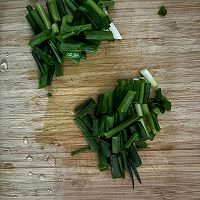 #纳福汇轻松喷出美味#清炒胡萝卜丝的做法图解3