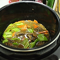 黄焖鸡米饭的做法图解8