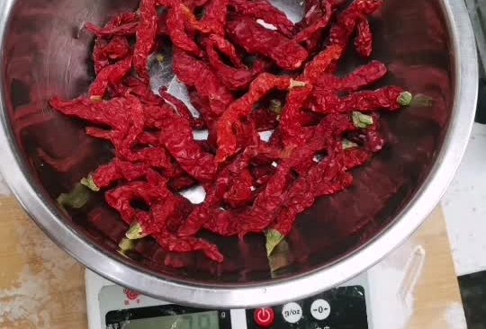 红红火火的辣椒酱的做法