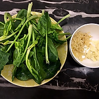 虾皮菠菜的做法图解1
