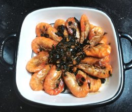 紫苏焗罗氏虾的做法
