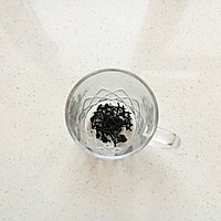 黑珍珠原味奶茶的做法图解1