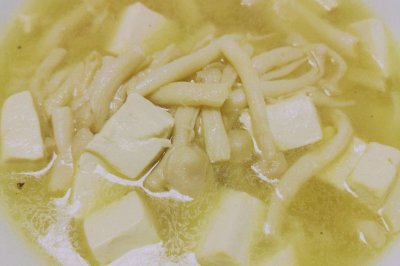白玉菇炖豆腐